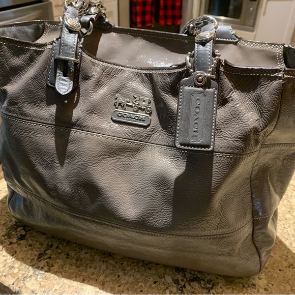 Coach Tribeca patent leather totebag , EXCELLENT condition! - Picture 1 of 8